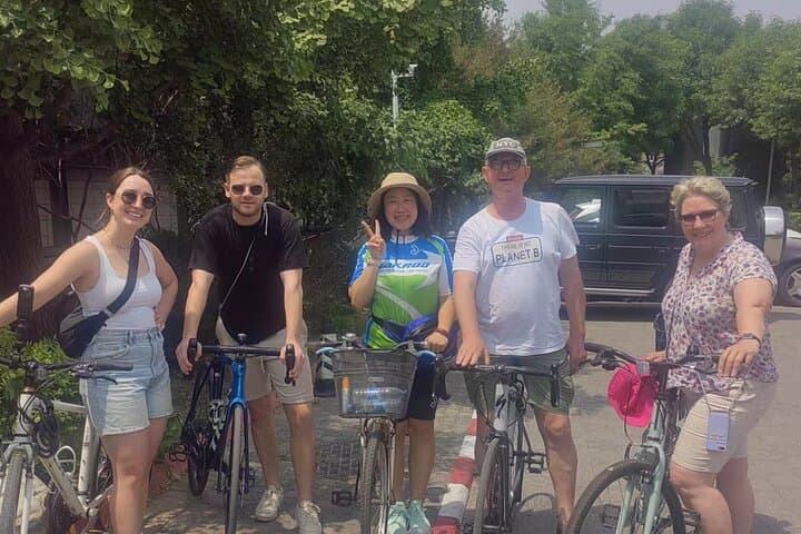 Riverside Cycling with a Local in Beijing — 20km Tea-Stop Ride photo 4