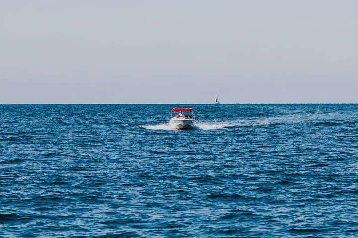 Private 4-Hour Speedboat in Hurghada — Snorkel, Dolphins & Island Beaches photo 6