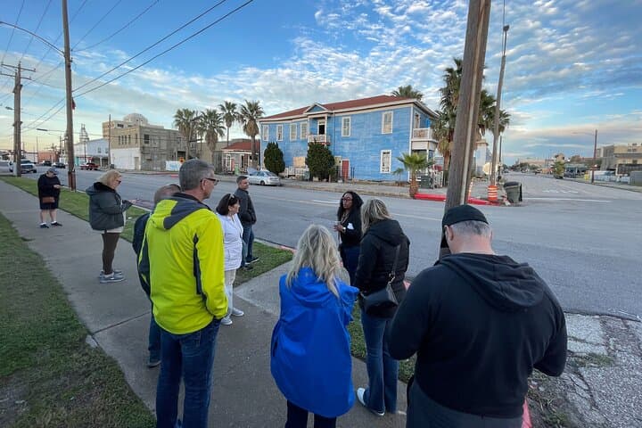 Strolling Galveston's Red Light District: Crime, Casinos, and Coastal Stories photo 2