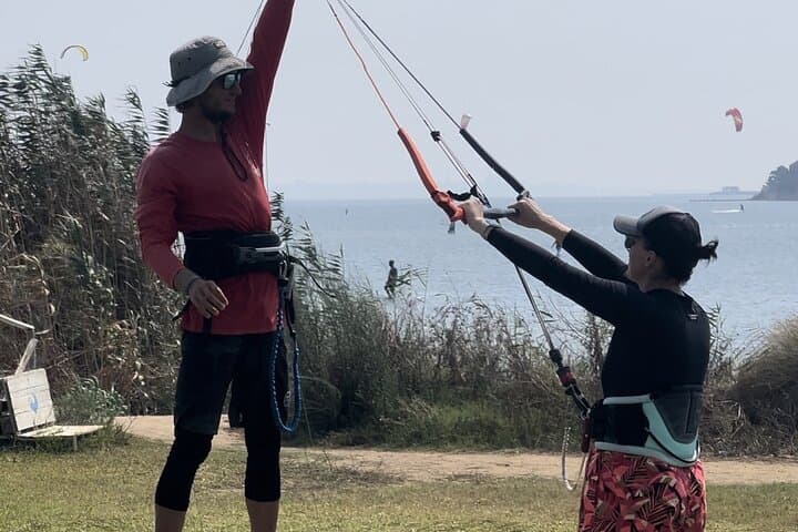 Beginner Kitesurfing at Lo Stagnone: 6-Hour Private Course in Sicily photo 6
