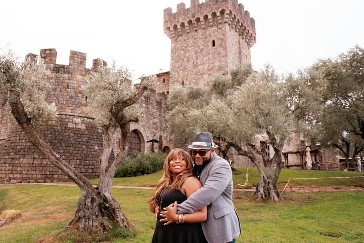 Napa Private Vacation Photoshoot: Capture Golden-Hour Vines & Valley Views photo 3