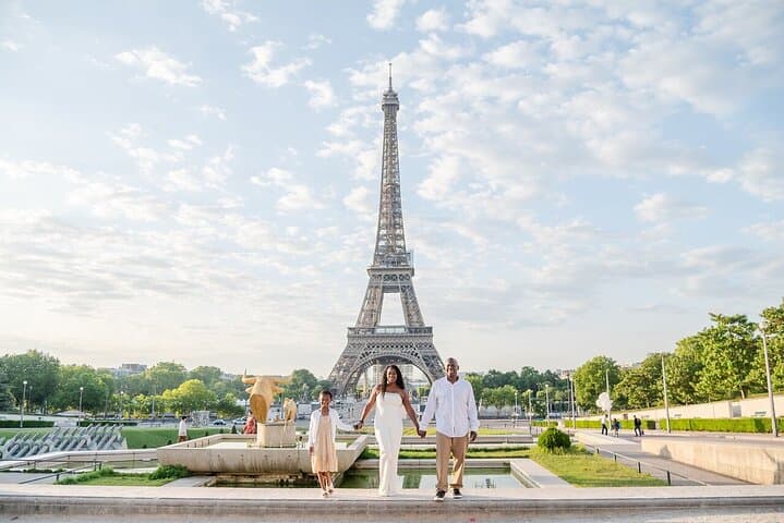 Day Trip to Paris from Le Havre Port with Seine River Cruise photo 1