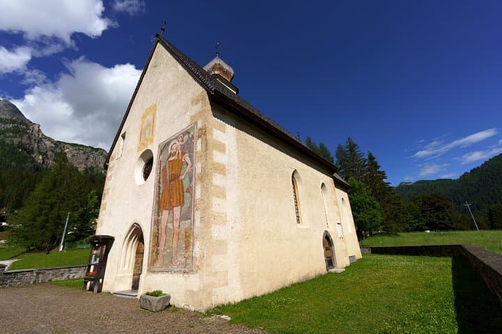 Dolomites Day Trip: Tre Cime, Cortina & Alpine Lakes from Venice photo 4