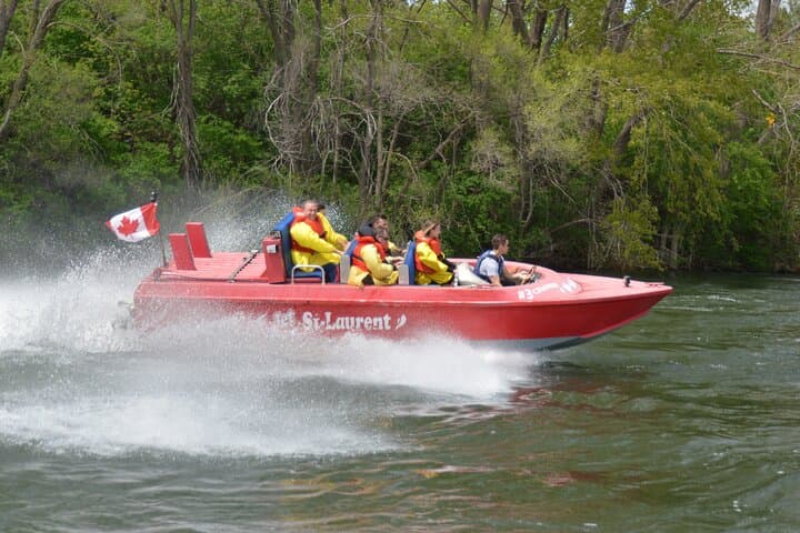 Montreal Jet Boat Thrill Ride: Guided Speed-Boating from Downtown photo 2