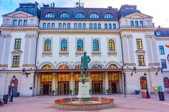 Stockholm City Walking Tour: 2-Hour Architecture & Urban Highlights