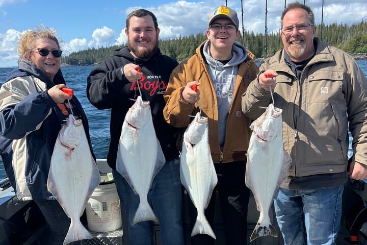 Ketchikan Salmon and Halibut Fishing Combo (5-Hour Guided Charter) photo 6