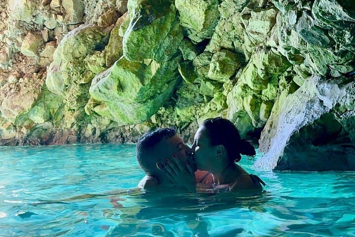 Blue Gem Cave & Grama Bay Speedboat Tour from Vlore — Karaburun Speedboat Excursion
