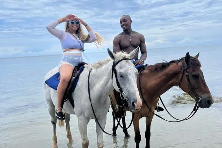 Ocho Rios Horseback Riding and River Tubing: Beach-to-River Adventure photo 1