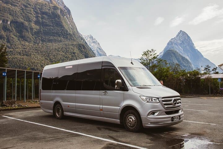 Milford Sound Coach-Cruise-Flight: Full-Day Scenic Tour from Queenstown photo 2