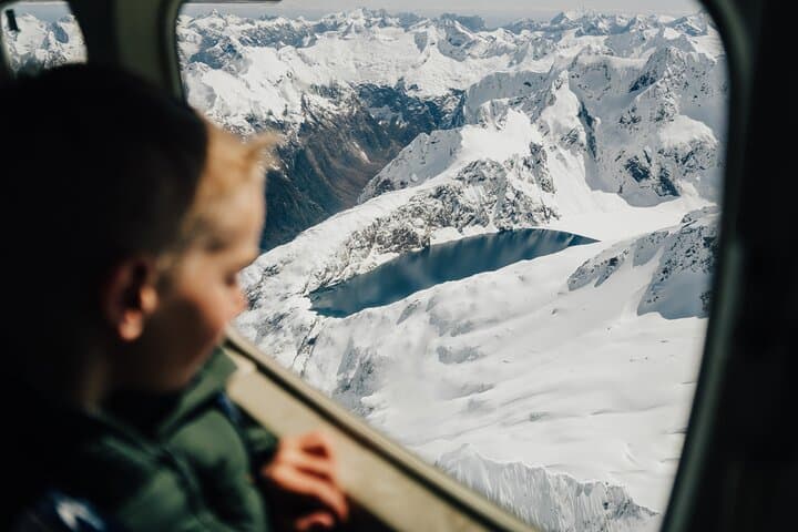 Milford Sound Coach-Cruise-Flight: Full-Day Scenic Tour from Queenstown photo 4
