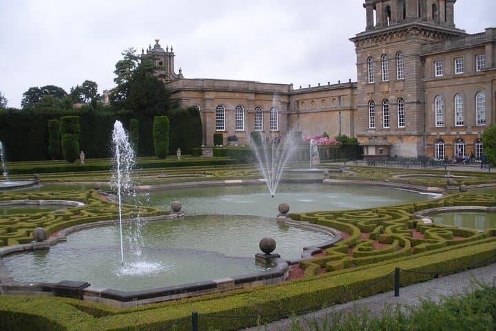 Private Blenheim Palace Tour from London: Skip-the-Line Tickets & Private Transport photo 2