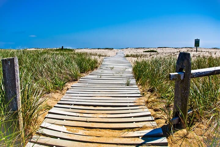 Martha's Vineyard Self-Guided Driving & Walking Audio Tour — Route, History & Practical Tips photo 5