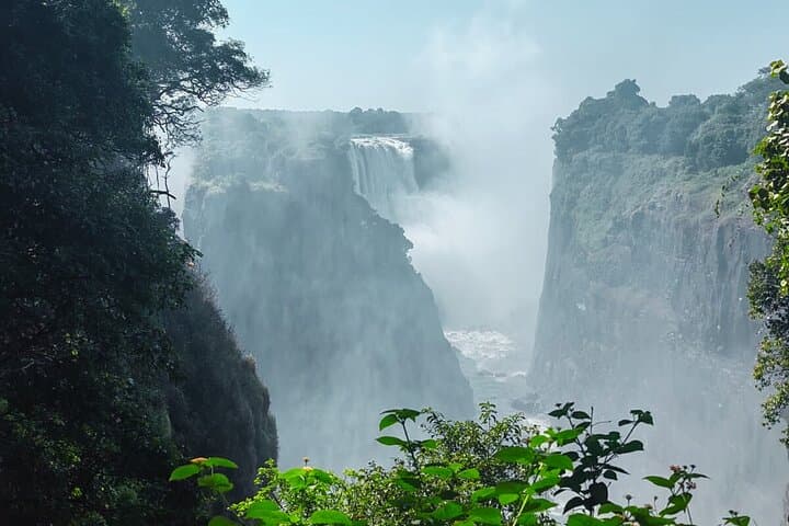 Victoria Falls in 48 Hours: 2-Day Tour from Johannesburg with Zambezi Sunset Cruise photo 4