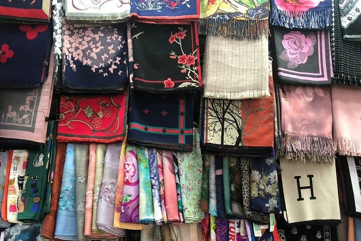Private Shanghai Shopping Tour: Tailors, Markets & Bargaining Tips photo 3