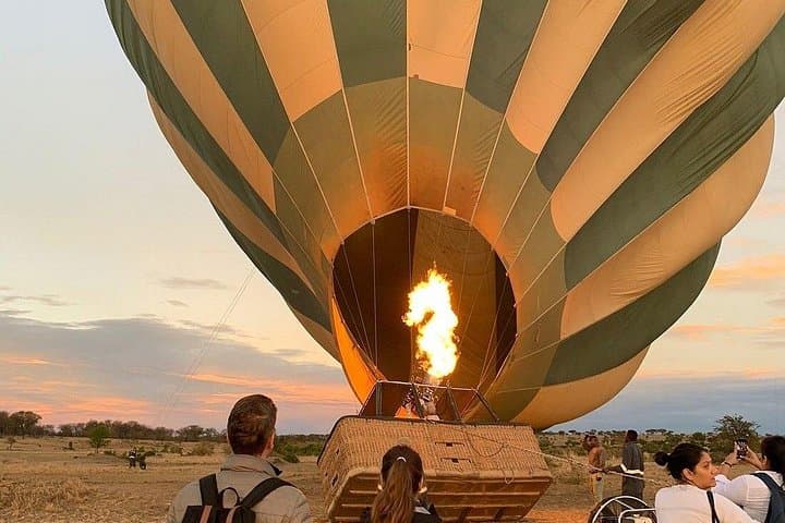 4-Day Masai Mara Safari with Hot Air Balloon Ride from Nairobi photo 4