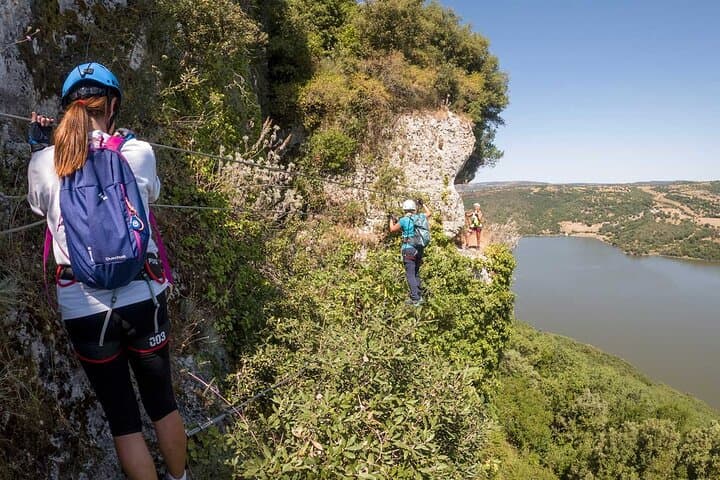 Via Ferrata Della Regina: Cliff Traverse at Monteleone Rocca Doria (Near Bosa) photo 4