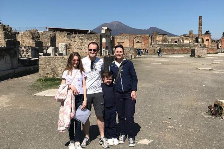 Family Adventure in Pompeii: Explore Ancient Ruins with Kids