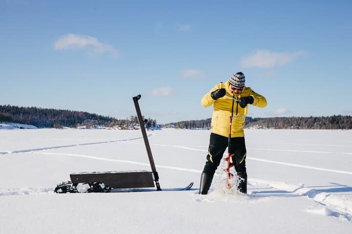 Private Electric Snow Scooter Safari and Ice Fishing at Sahanlahti, Puumala photo 2