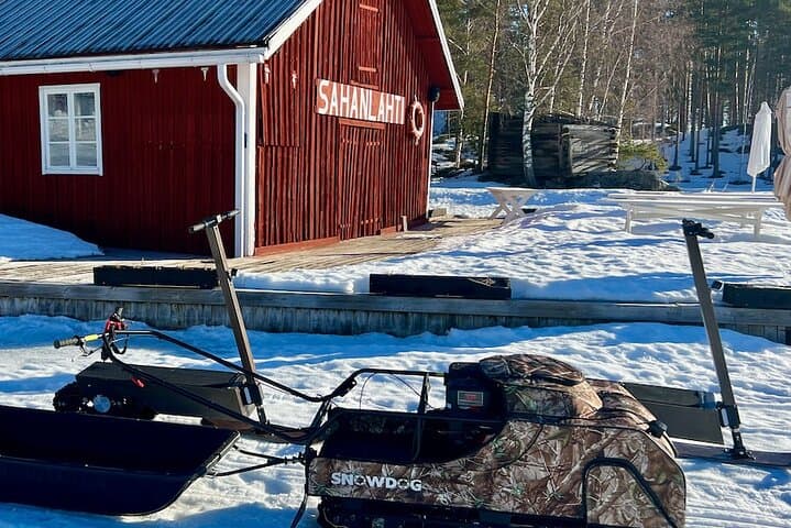 Private Electric Snow Scooter Safari and Ice Fishing at Sahanlahti, Puumala photo 6