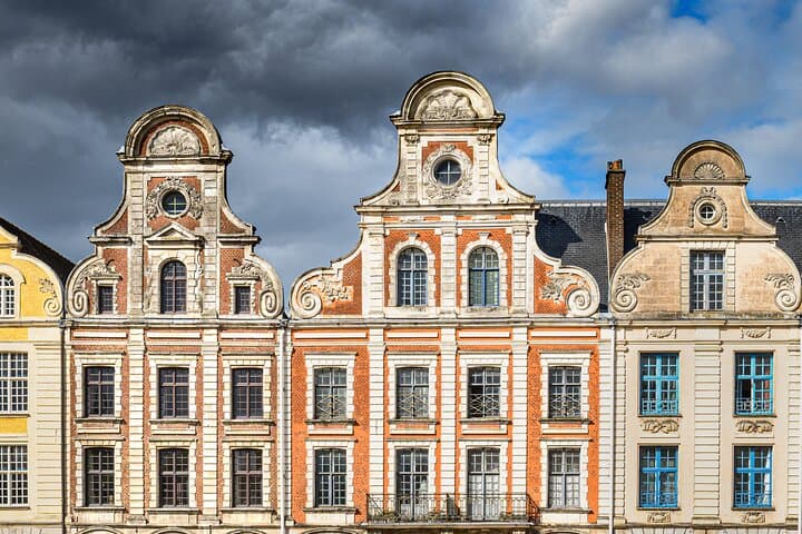 Private Transfer: Brussels to Le Havre with 2-Hour Arras Stop