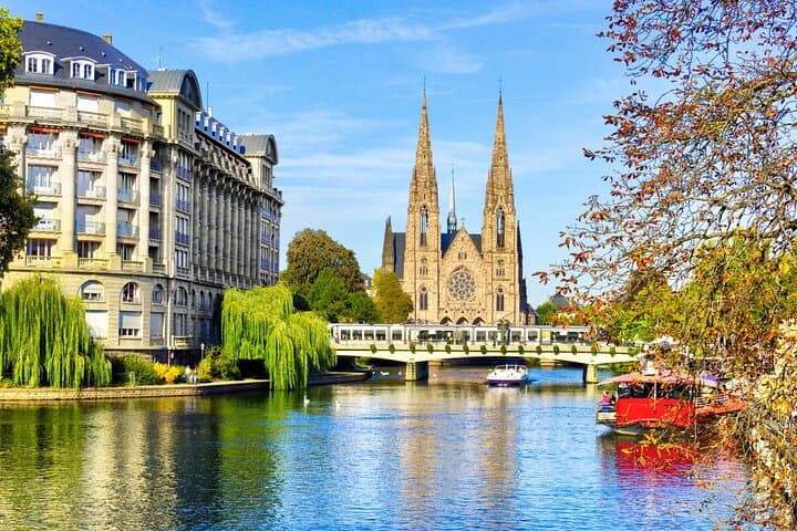 Brussels to Strasbourg Private Transfer with 2-Hour Sightseeing Stop photo 6