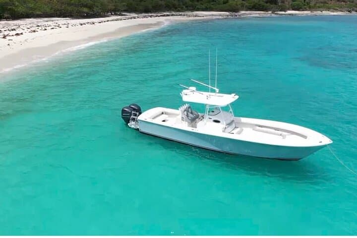 Private Full-Day Boat Charter Around St Thomas & St John — Snorkel Hidden Cays