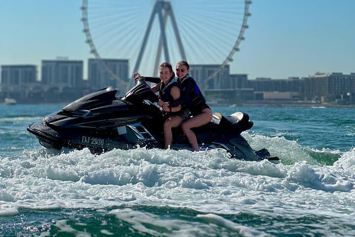 Jetski Dubai: Burj Al Arab & Palm View Ride