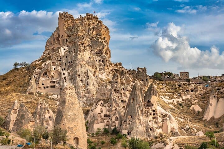 Full-Day Cappadocia Red and Green Tour: Uçhisar, Kaymaklı & Paşabağ