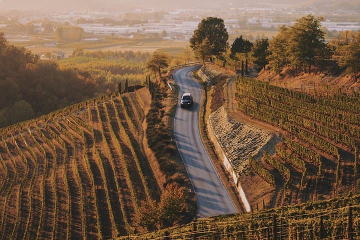 Private Luxury SUV Wine Tour in Napa & Sonoma Valley — 6-Hour Custom Tasting Experience photo 1