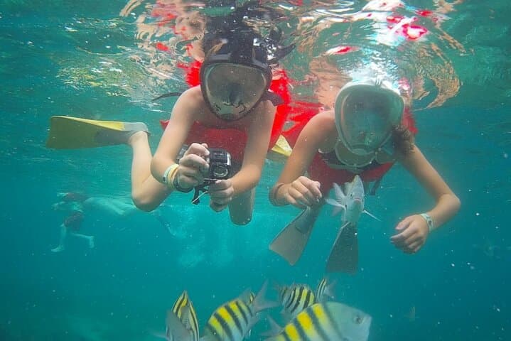 Private Montego Bay Catamaran: Afternoon Snorkel, Open Bar & Dance photo 3