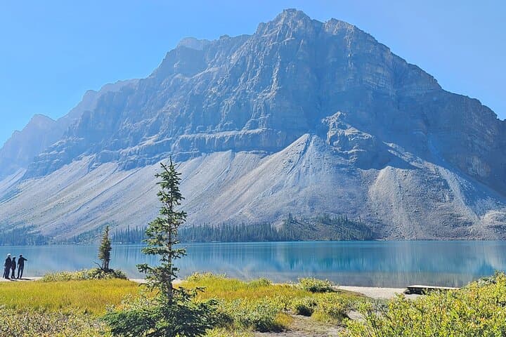 Banff to Jasper Icefields Parkway Private Tour — Bow Lake, Athabasca Glacier & Glacier Skywalk