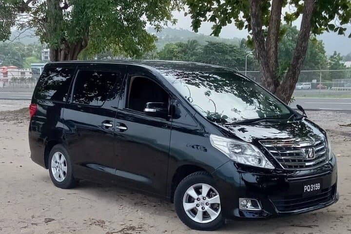 Private Saint Lucia Minivan Tours: Customize Your Island Transfer