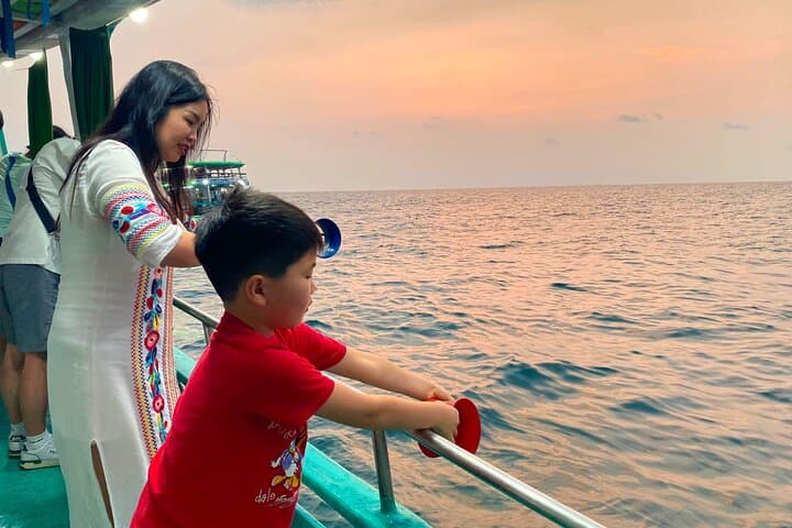 Phu Quoc Sunset Cruise with Night Squid Fishing & BBQ photo 6