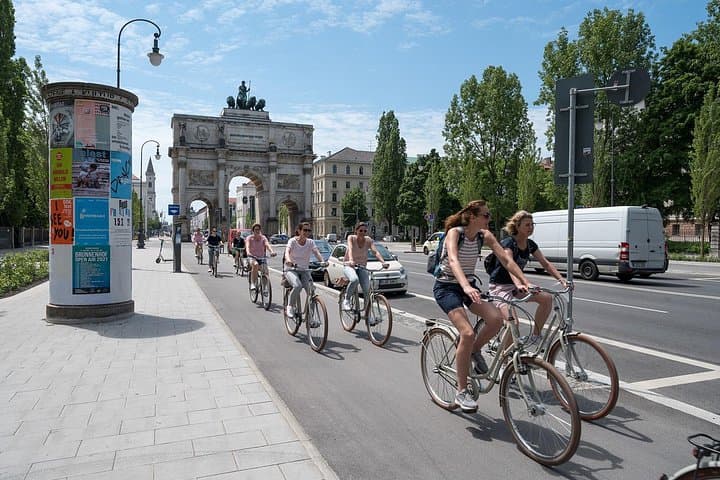 Private Munich Bike Tour: English Garden, Isar Floodplains & Beer Garden Break photo 2