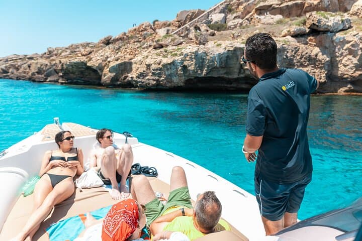 Egadi Islands Day Cruise from Trapani: Favignana & Levanzo Boat Tour photo 4