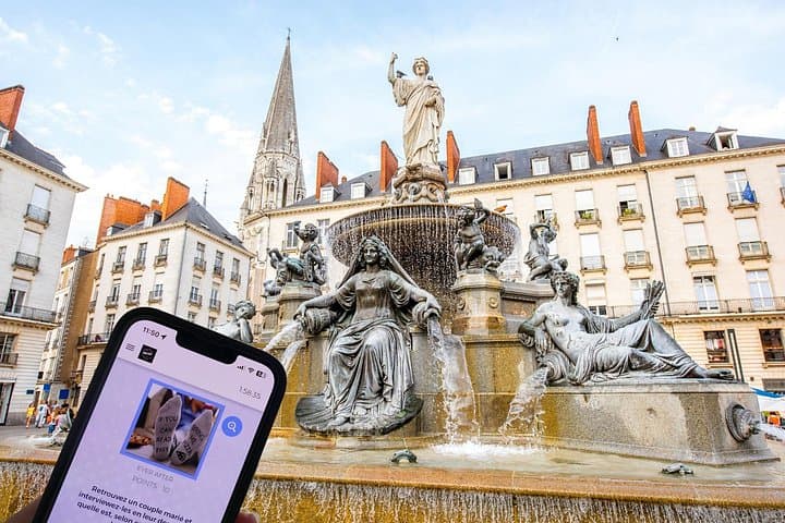 Nantes City Challenge: EVG/EVJF Urban Scavenger Hunt Through the Loire-side Streets