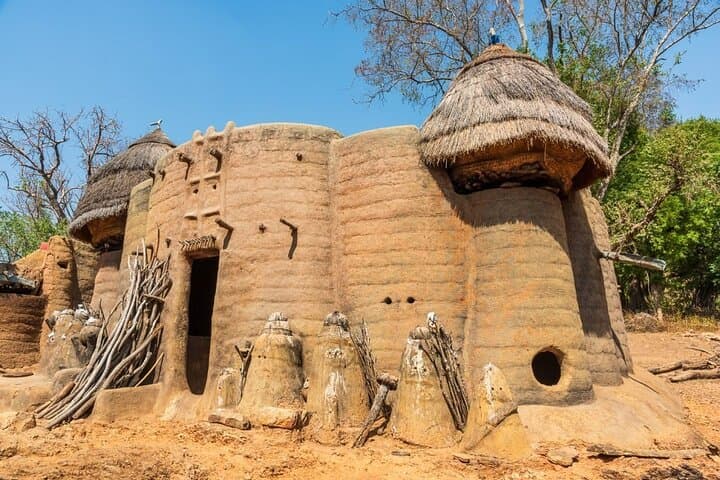 Ghana, Togo & Benin Heritage Tour — Ganvié Stilt Village, Voodoo Traditions & Coastal Castles
