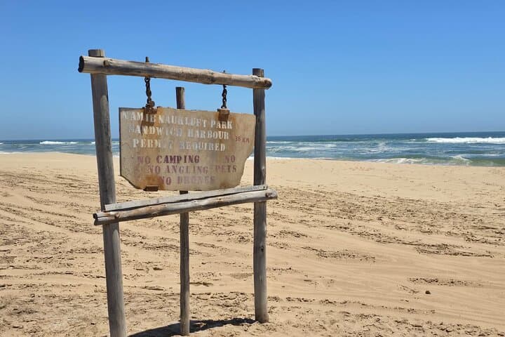 Sandwich Harbour 4x4 Scenic Excursion — Walvis Bay Desert-to-Sea Tour photo 2