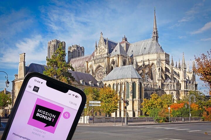 Reims City Challenge: EVG & EVJF Team Game Through Old Town