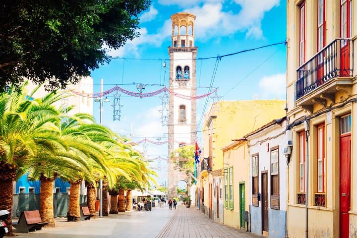 Self-Guided Scavenger Hunt in Santa Cruz de Tenerife: Explore the City's Highlights