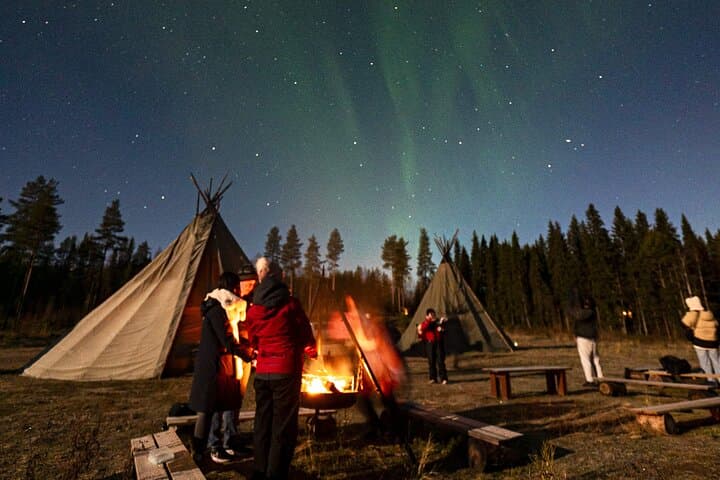 Rovaniemi Northern Lights Hunt: Campfire BBQ Aurora Tour from Rovaniemi photo 5