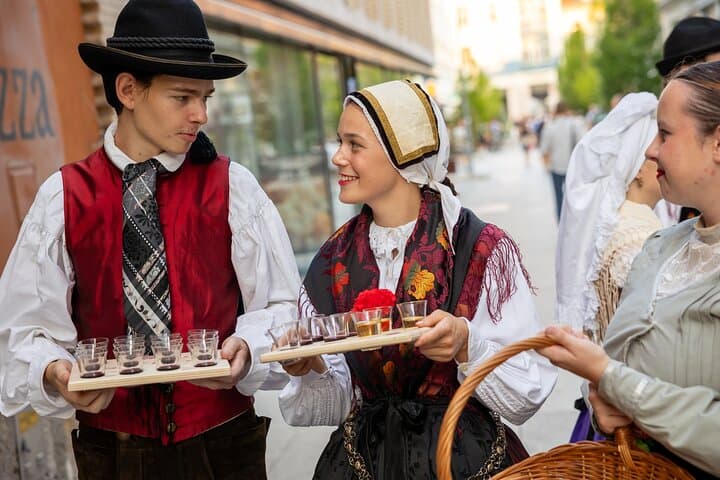 Traditional Slovenian Dinner and Folk Dance in Ljubljana photo 4