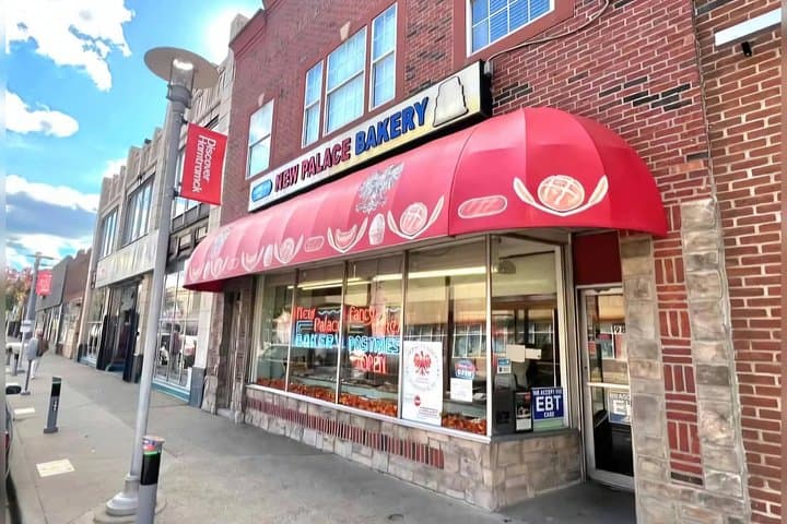 Fat Thursday in Hamtramck: Paczki, Polka, and a Deep-Dish Dose of Polish-American Culture photo 2