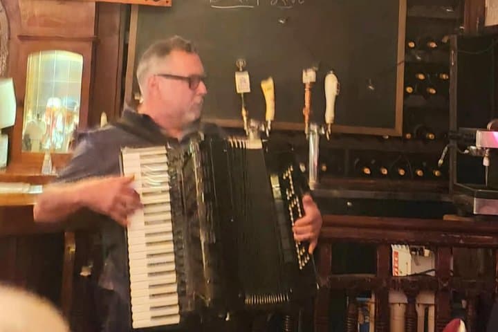 Fat Thursday in Hamtramck: Paczki, Polka, and a Deep-Dish Dose of Polish-American Culture photo 5