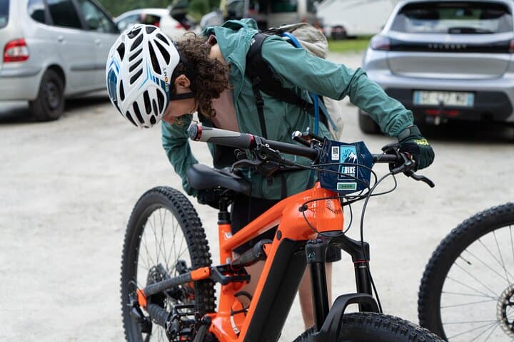 eBike to Lac Vert: Chamonix Valley Mountain Lake Tour photo 5