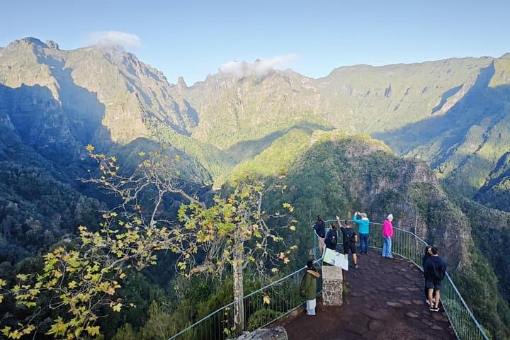 Pico do Arieiro Sunrise Private Tour from Funchal — Levada Balcões Morning Walk photo 5