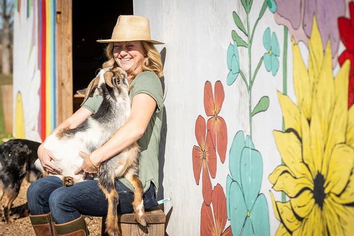 Rose Therapeutic Farm Day Pass: Hands-On Animal Encounters Near Dallas photo 4