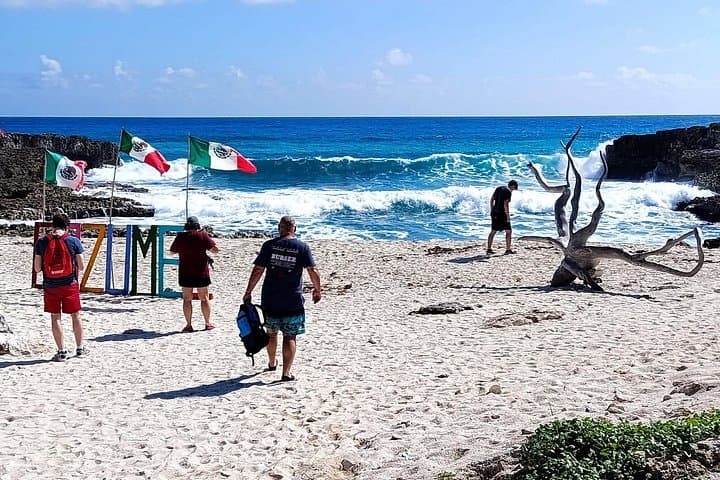 Cozumel Private Cultural Tour with Beach Lunch — Tequila, Chocolate & Coastal Views photo 3