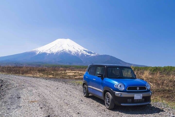Private Mount Fuji Day Trip from Tokyo: Lakes, Pagodas & Houtou photo 2