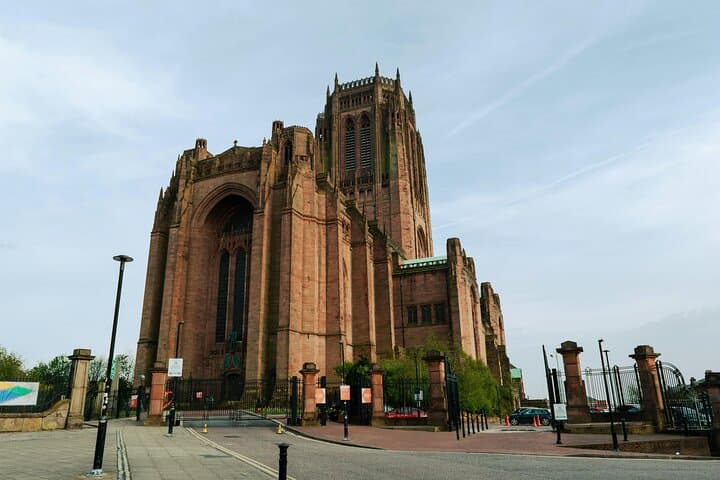 7-Hour Liverpool Day Trip from Manchester: Albert Dock, Royal Liver Building & Cathedral photo 3